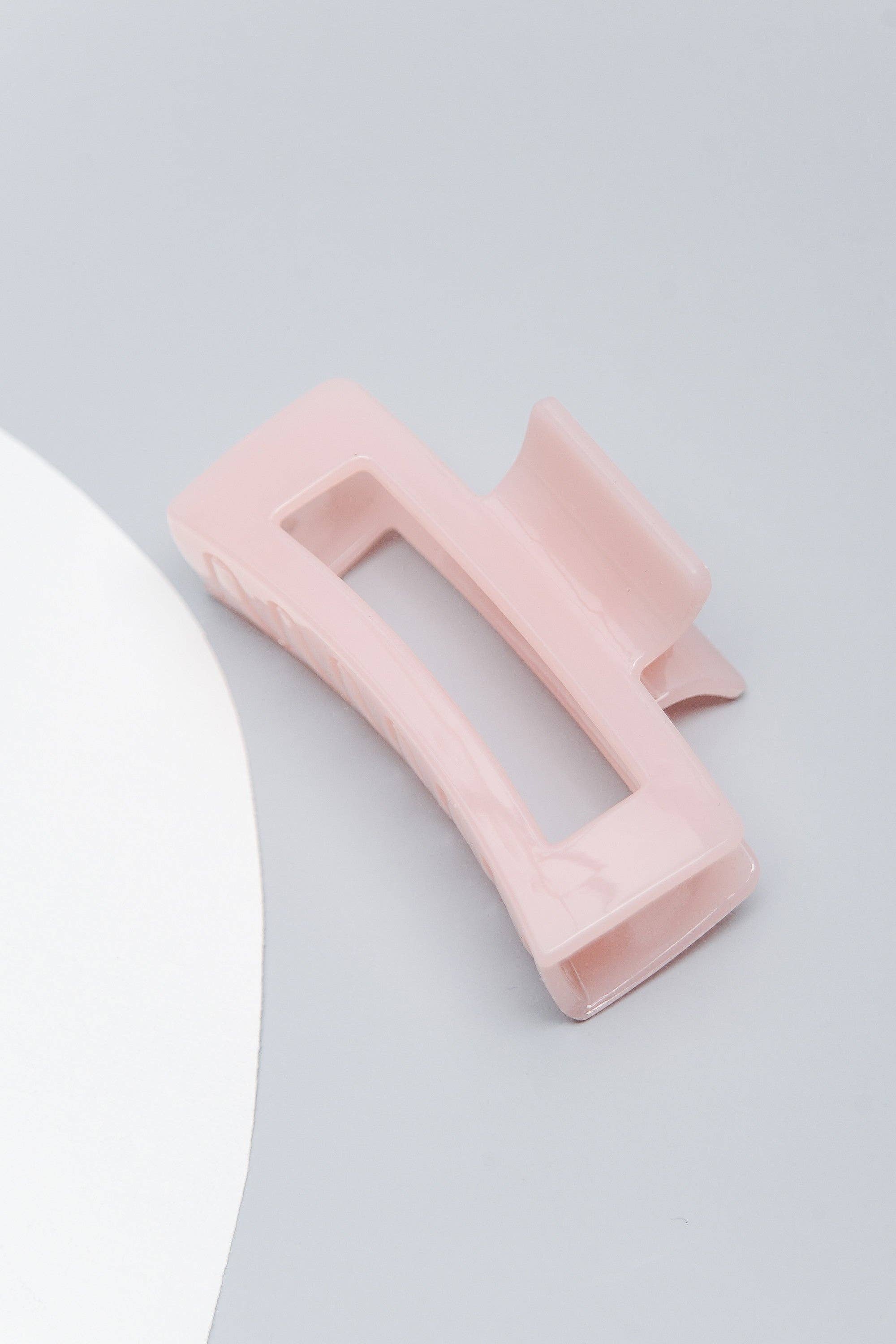 TRANSLUCENT PASTEL HAIR CLIPS