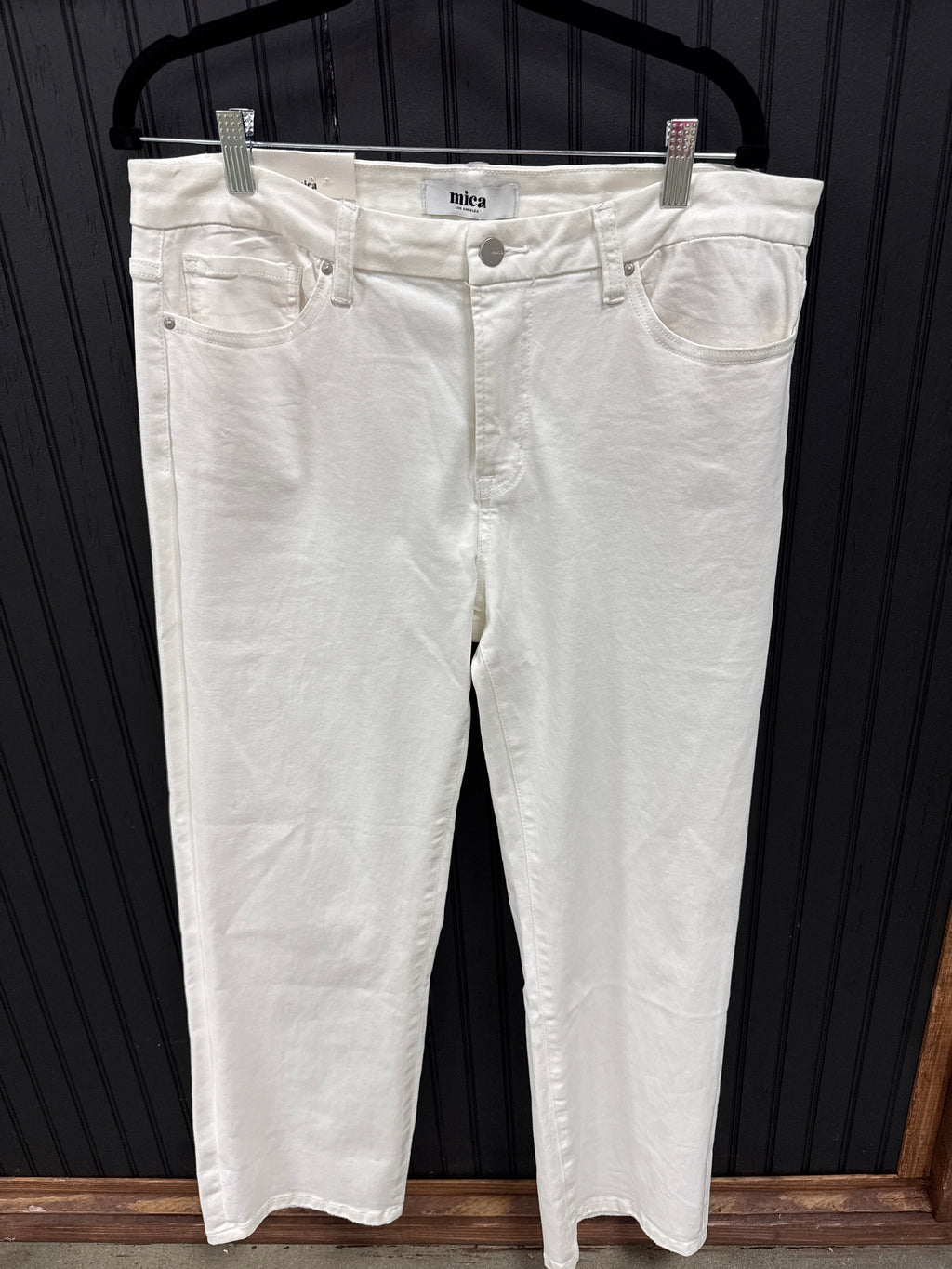 Mid Rise Ankle Jeans
