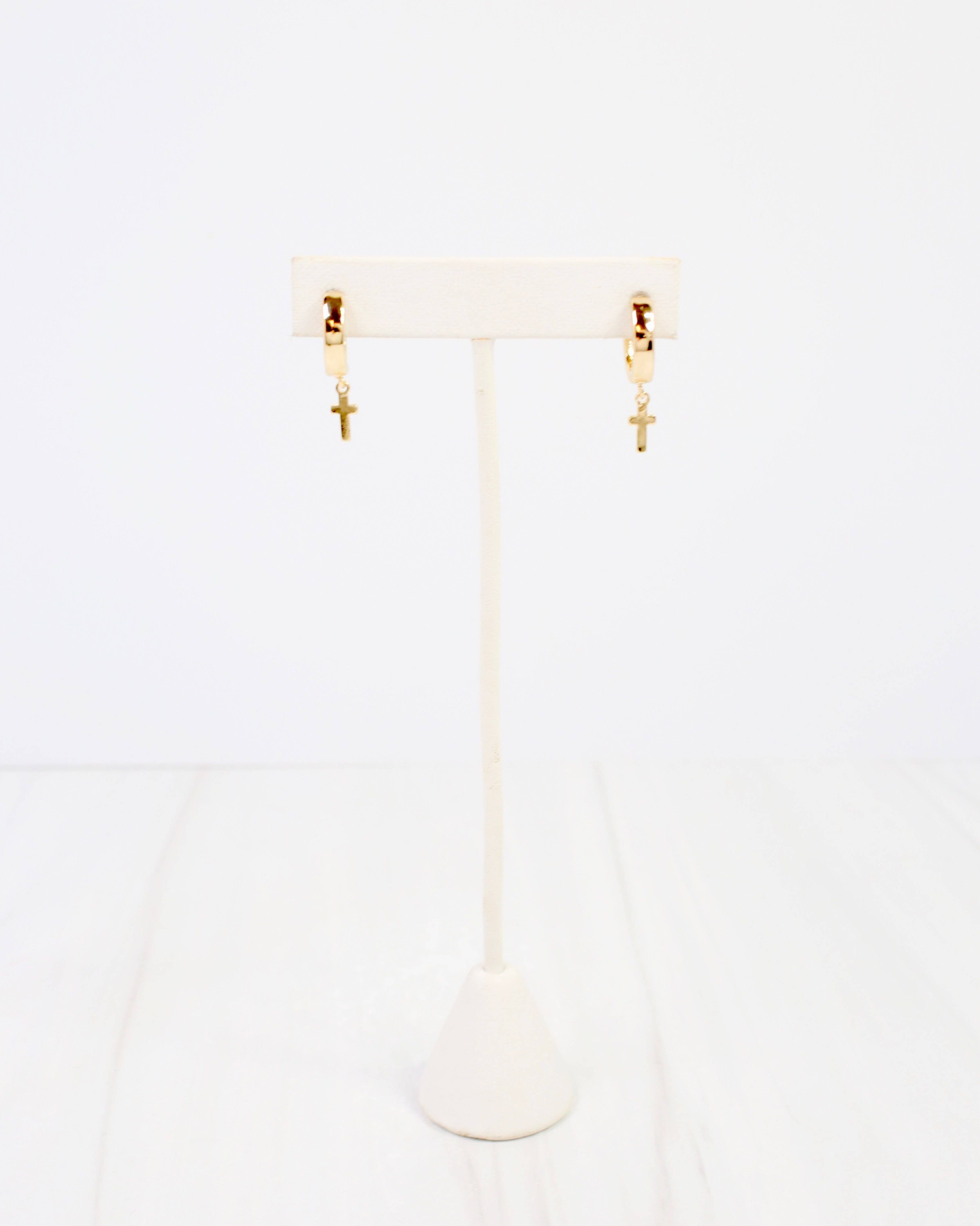 Scarsdale Cross Huggie Earring WR Gold