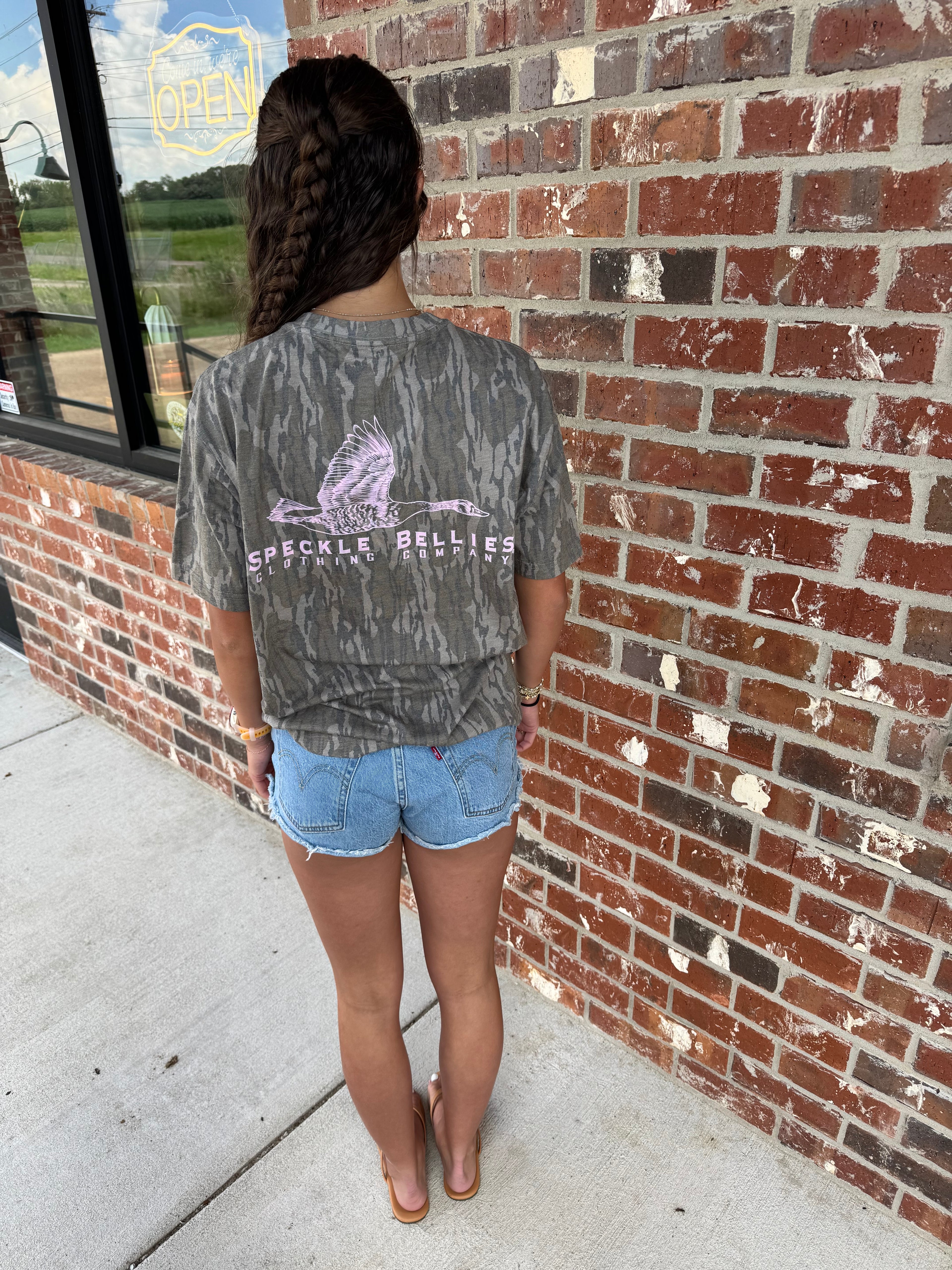 Mossy Oak Goose Pink Logo