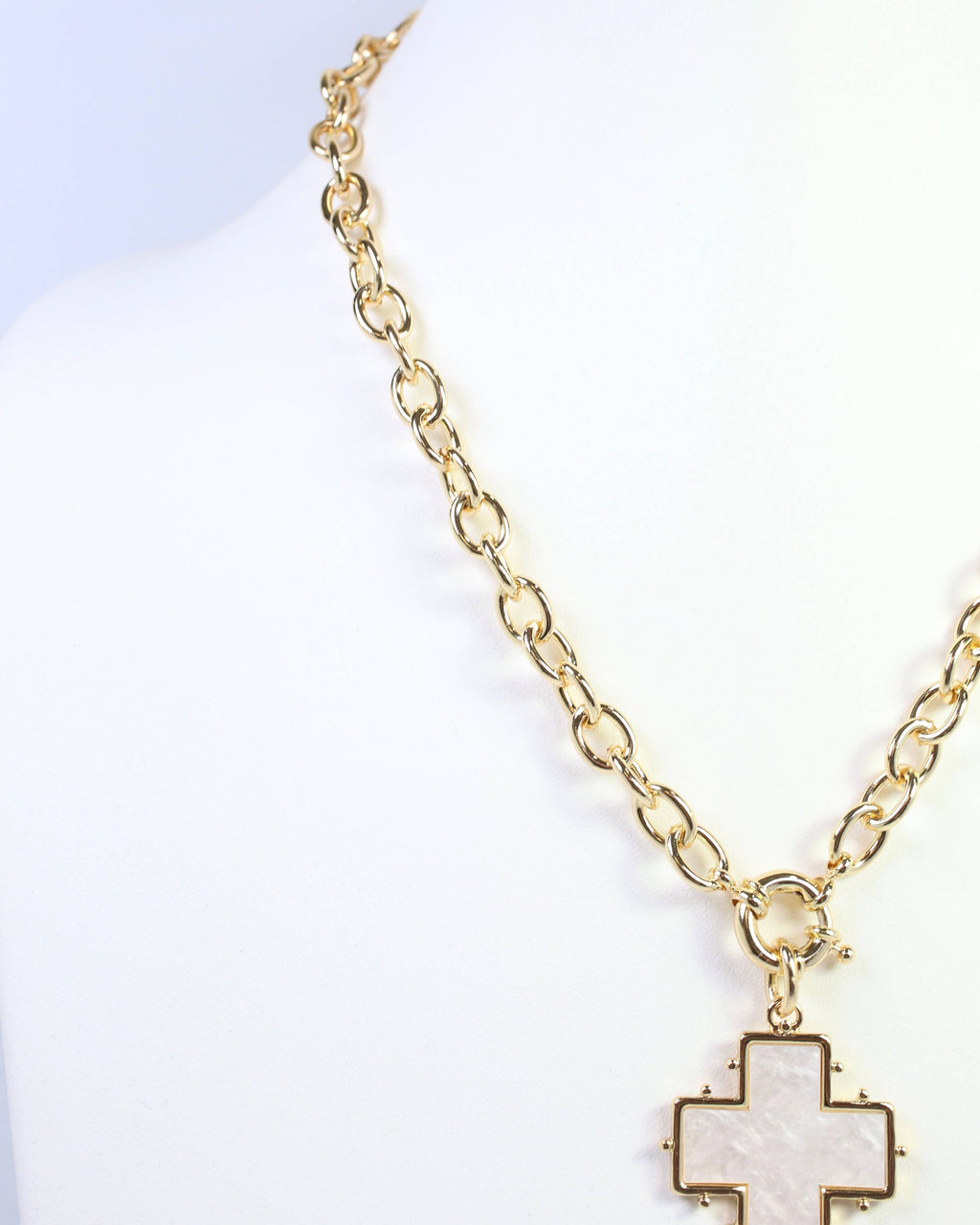 Jaclyn Opal Cross Link Necklace Gold