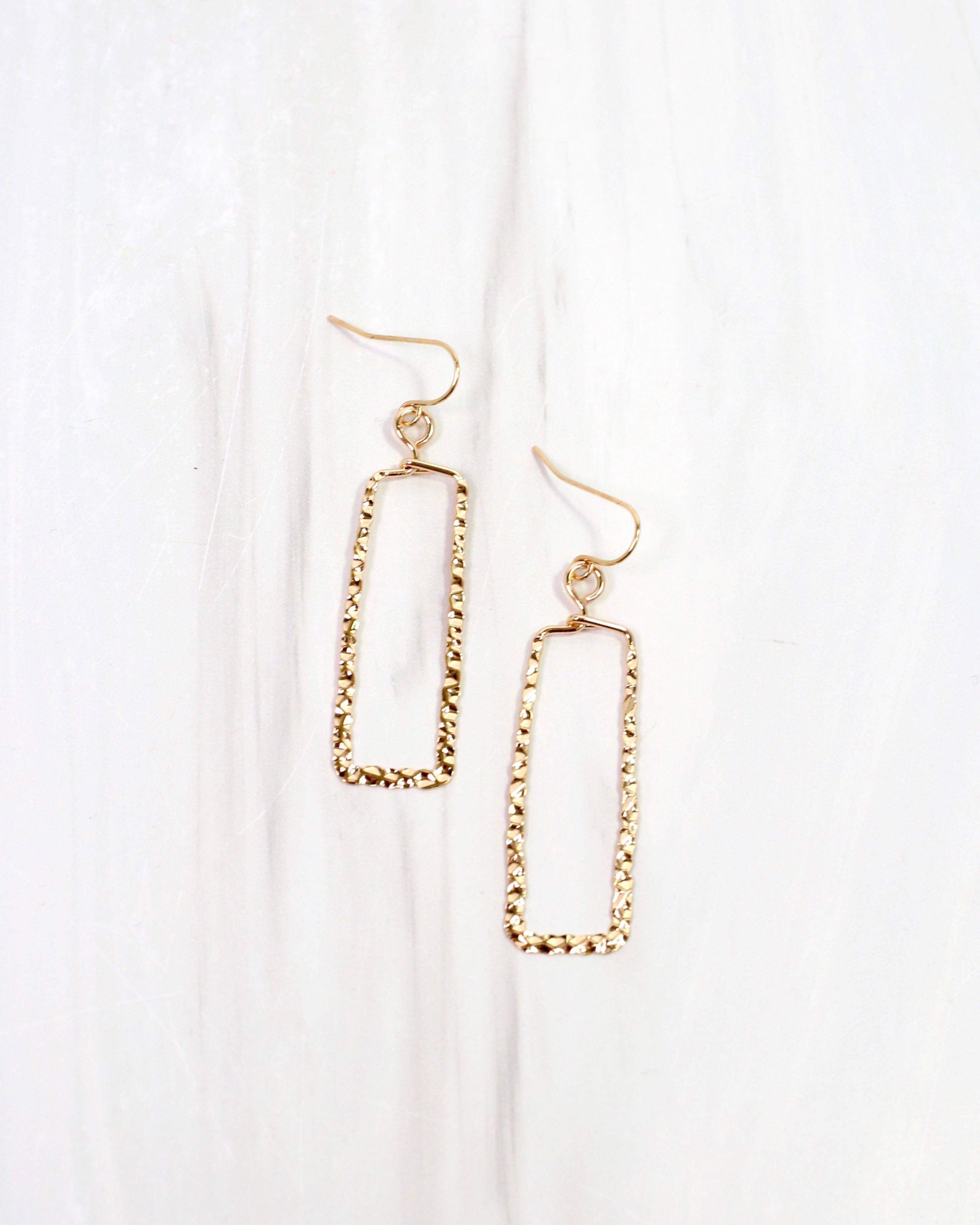 Ontario Rectangular Hammered Earring Gold